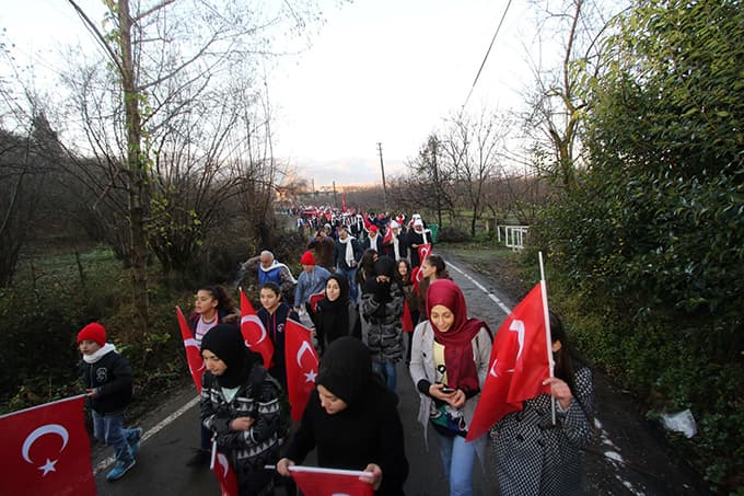 Sarıkamış şehitleri anısına Aksartepe zirvesine yürüdüler