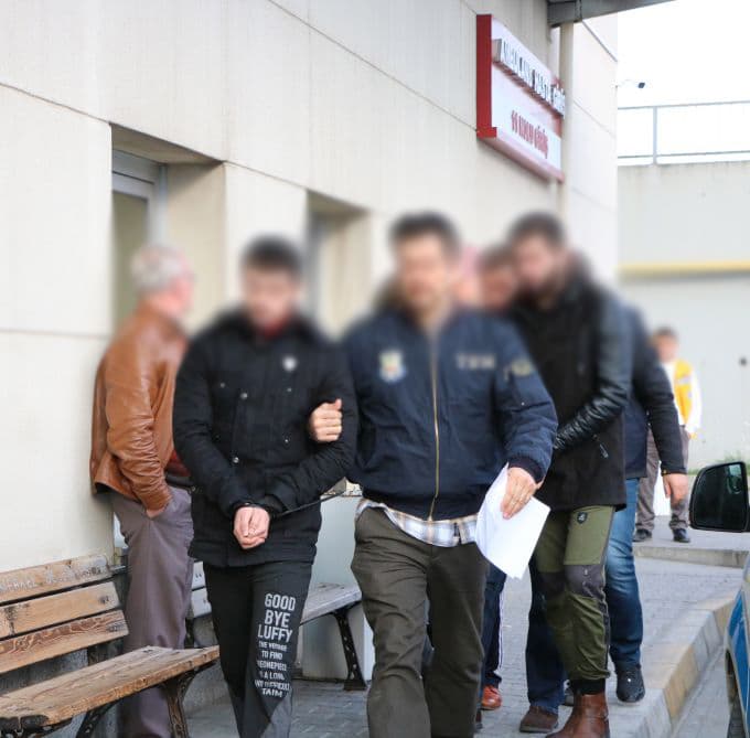 5 DEAŞ şüphelisi, adliyeye sevk edildi