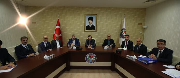 Taşeron Sözleşmesi için Bakanlarla görüştüler
