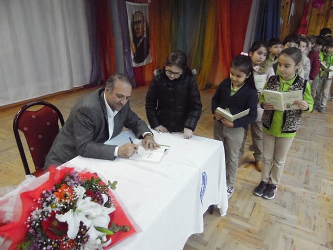 Yazar İrfan Gürkan Çelebi Sakarya'ya geldi