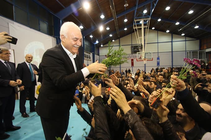 Nihat Hatipoğlu Akyazılılarla buluştu