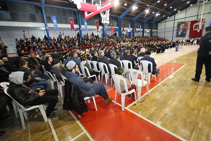 Nihat Hatipoğlu Akyazılılarla buluştu