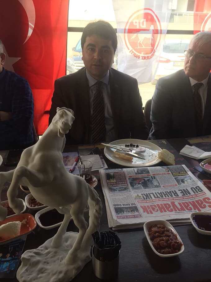 Gültekin Uysal Sakarya'ya geldi