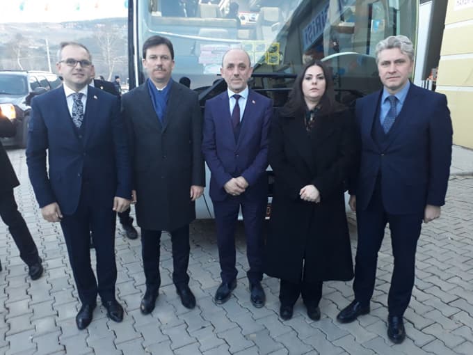 Öztürk, Başbakan Yıldırım'ı Sakarya'ya davet etti