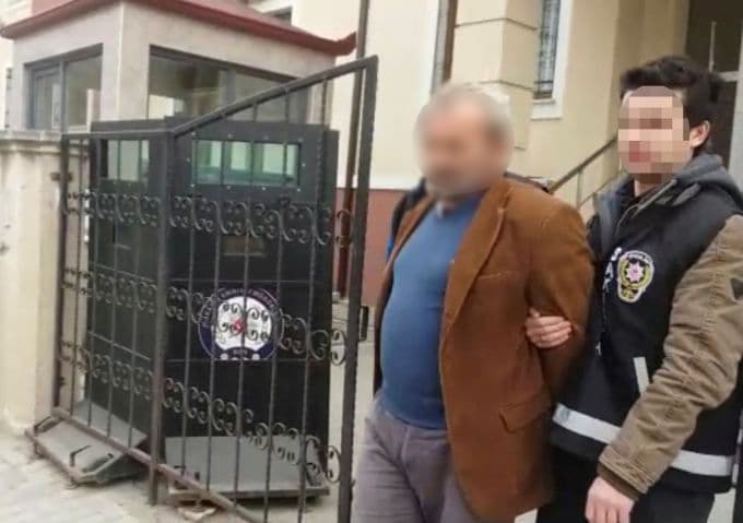 Halk otobüsünden hırsızlık yapan zanlı tutuklandı