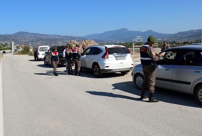 Sakarya'da 1,5 ayda 446 şüpheli yakalandı