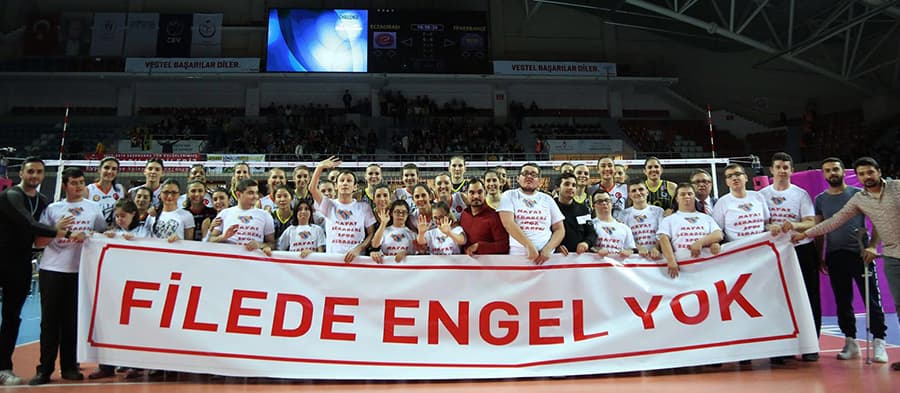 Engelsiz Yaşam İçin Sahaya Çıktılar