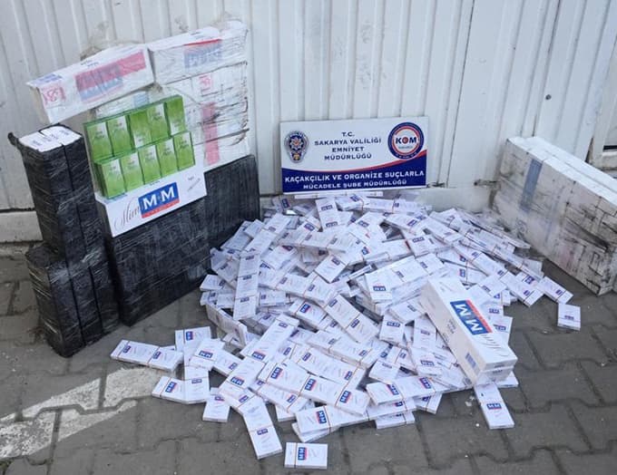 Sakarya'da 1 ayda 17 bin 279 kaçak sigara ele geçirildi