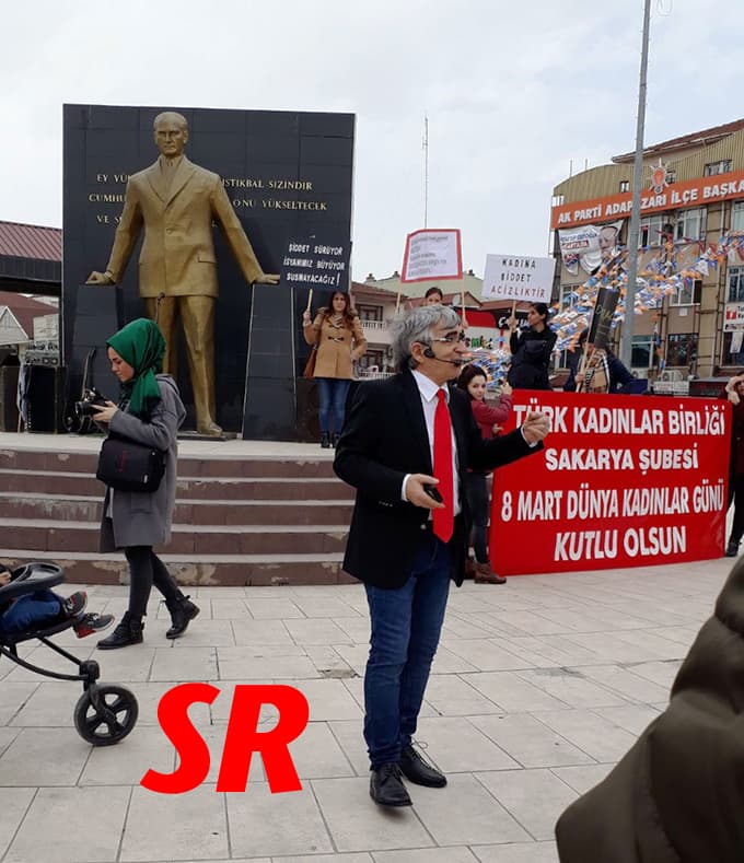 Çocuk ve kadın hakları için Demokrasi Meydanı'nda buluştular