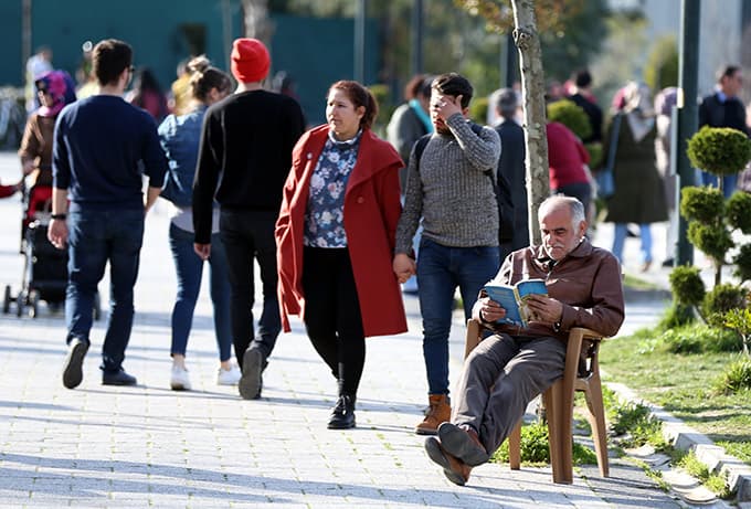 Sakaryalılar güzel havanın tadını çıkardı
