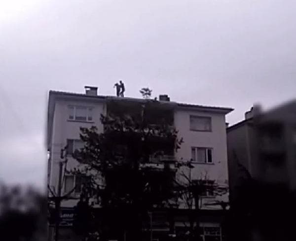 Sakarya'da down sendromlu genç intihara kalkıştı