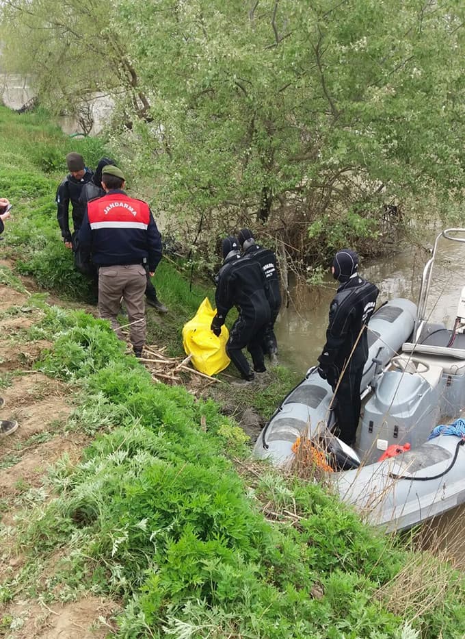 Nehire düşen yaşlı adam 11 kilometre uzakta bulundu