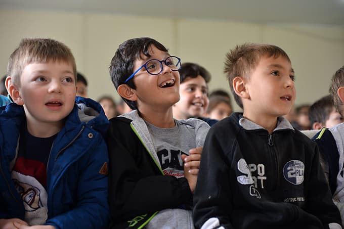 Kocaali'nin köy okullarındaki öğrencileriyle buluştular