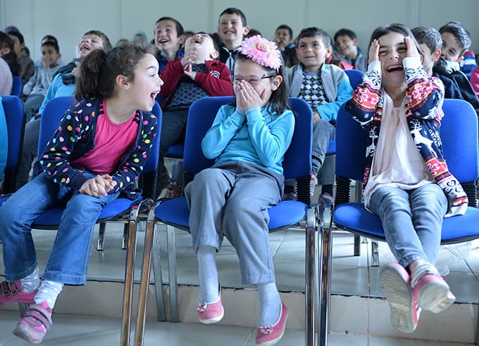 Kocaali'nin köy okullarındaki öğrencileriyle buluştular