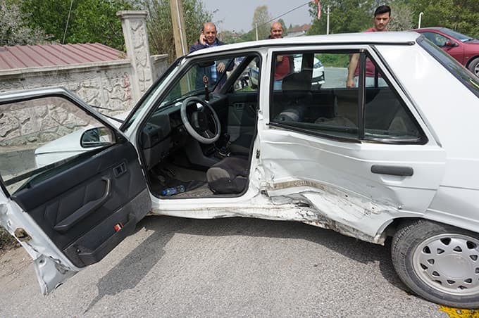 Akyazı'da trafik kazası: 5 yaralı