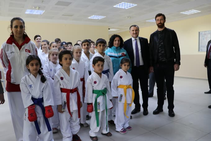 Gençlik ve Spor Bakanı Sakarya'ya geldi
