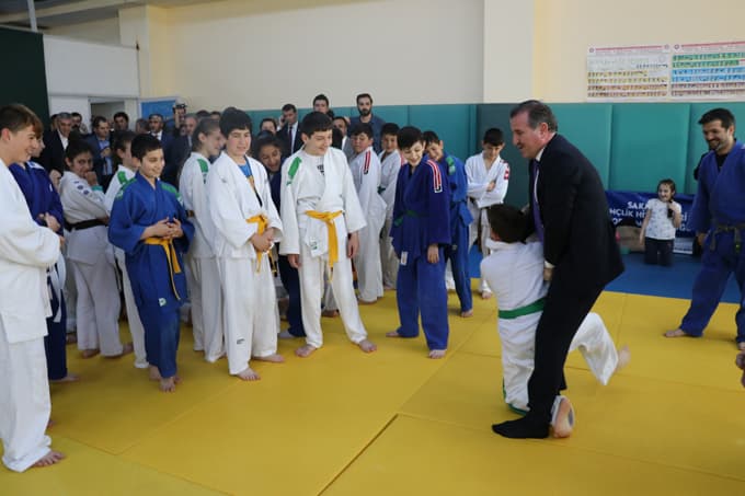 Gençlik ve Spor Bakanı Sakarya'ya geldi