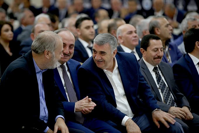 "Esnaf ve sanatkârlar ekonominin lokomotifidir"