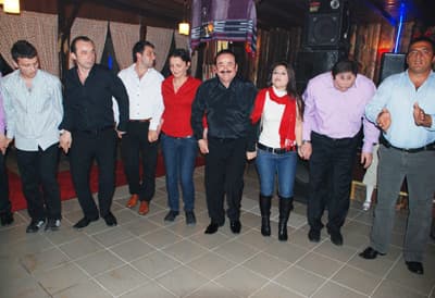 Karadenizlilere Müjde: Kemençe Restaurant Açıldı
