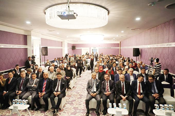 Bakan Özlü, Sakarya'ya geldi