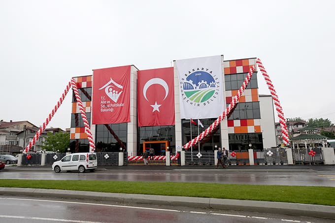 Engelsiz Yaşam Merkezi açıldı