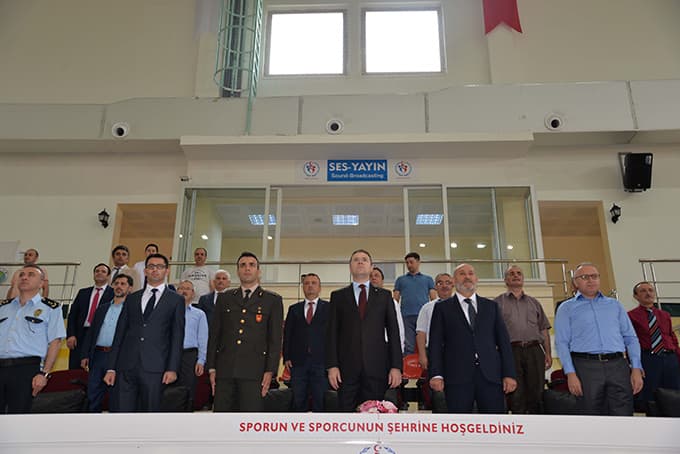 19 Mayıs Hendek'te coşkuyla kutlandı