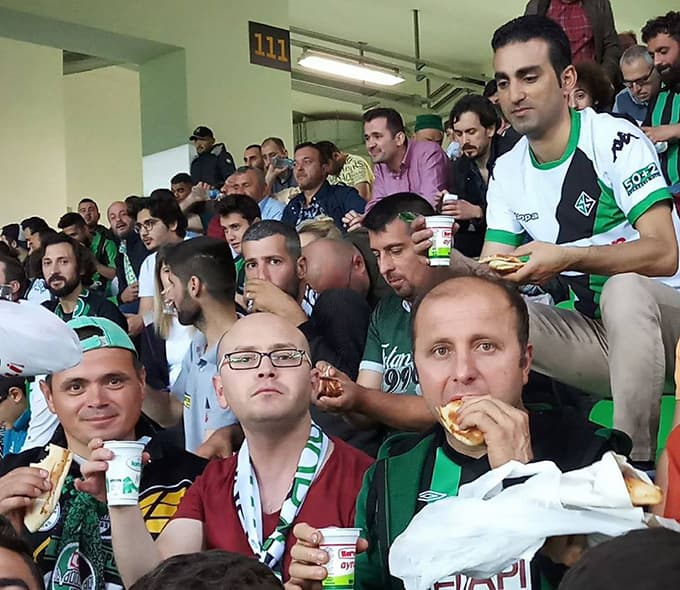 Sakaryaspor, Gümüşhanespor ile karşılaştı