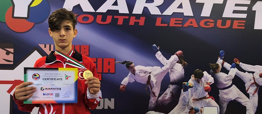 Geyveli Emirhan Karate Turnuvasında üçüncü oldu