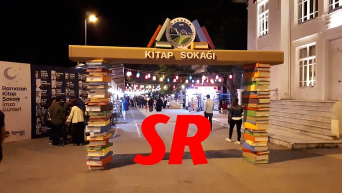 Sakaryalı vatandaşlardan Kitap Sokağı'na büyük ilgi