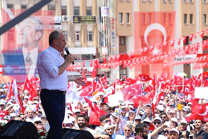 Muharrem İnce Sakarya'ya geldi