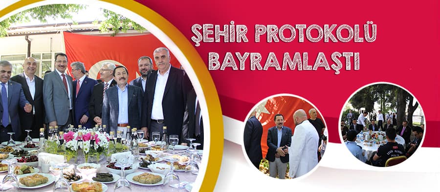 Şehir protokolü bayramlaştı