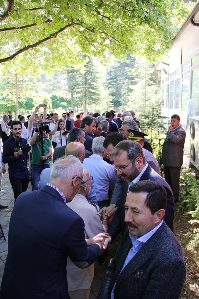 Şehir protokolü bayramlaştı