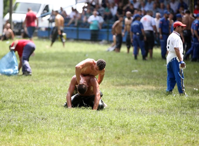 Başkan Toçoğlu Akbalık Güreşlerini izledi