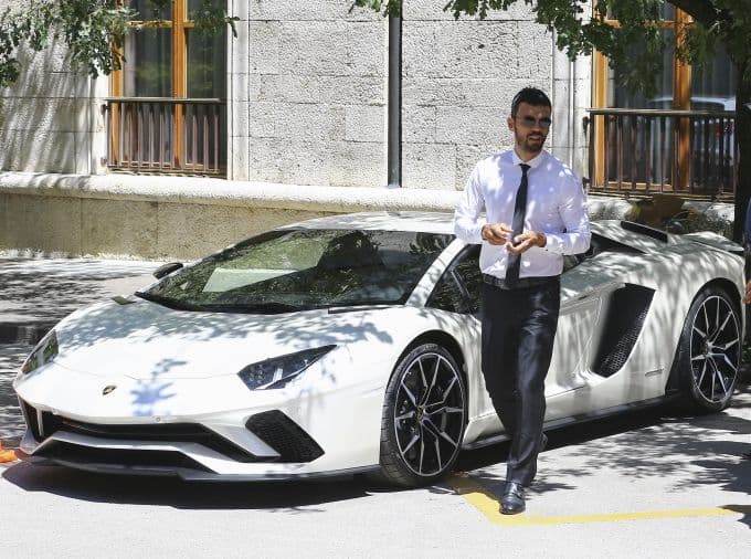 Kenan Sofuoğlu, milletvekilliği kaydını yaptırdı