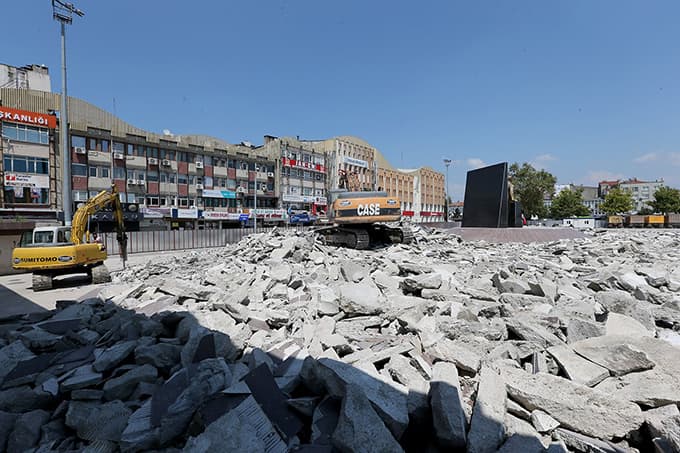 Demokrasi Meydanı yenileniyor 