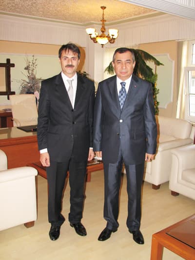 Vali Atak, Yusuf Alemdar'ı Mahçup Etti