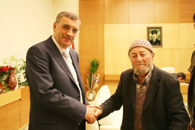Sakarya Adeta Toçoğlu'nun Makamına Akın Ediyor