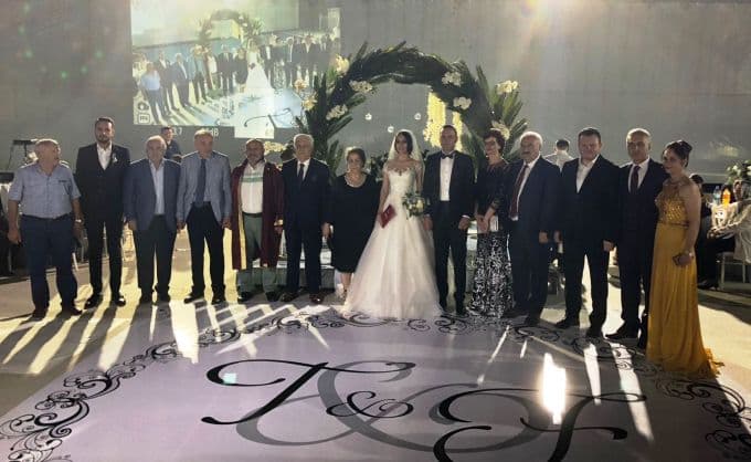 Siyaset ve iş dünyası bu düğünde buluştu