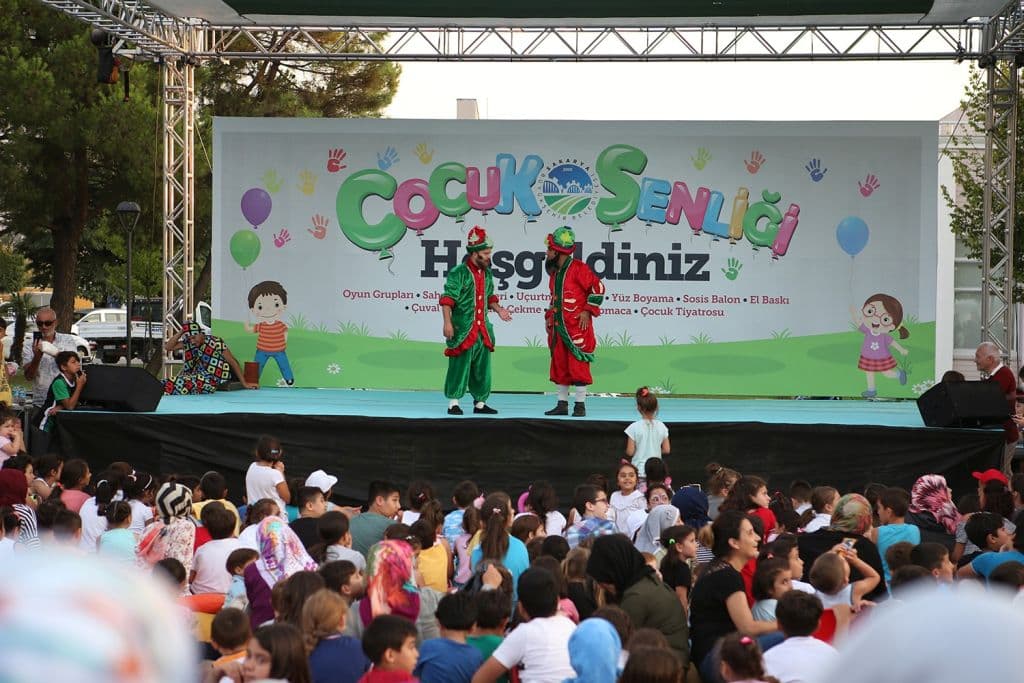 Çocuk Şenliği renkli görüntülere sahne oldu 