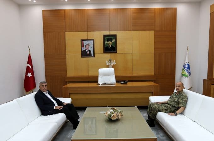 Albay Arıkan'dan Başkan Toçoğlu'na veda ziyareti