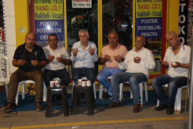 17 Ağustos depreminde hayatını kaybedenler dualarla anıldı