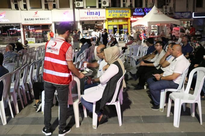 17 Ağustos depreminde hayatını kaybedenler dualarla anıldı