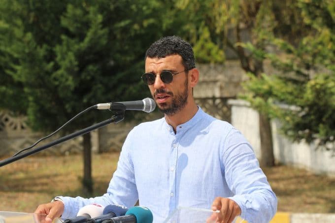 Sakarya'da depremde hayatını kaybedenler şehitlikte anıldı
