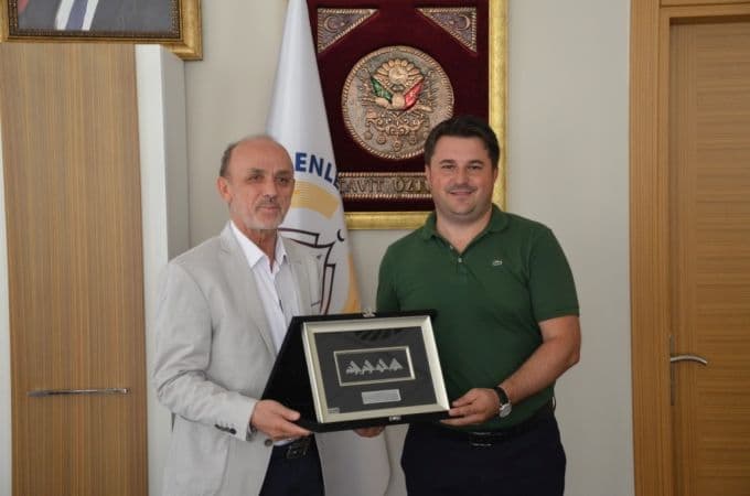 Makedonya heyeti Erenler Belediyesi'ni ziyaret etti 