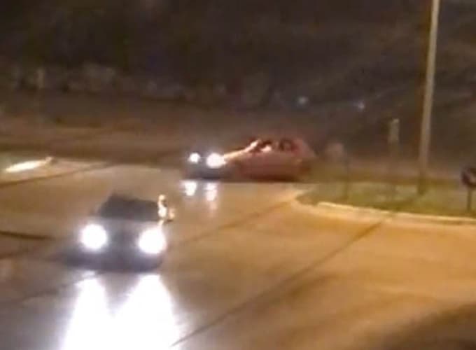 Drift yapan sürücüler mahalleliyi bıktırdı 