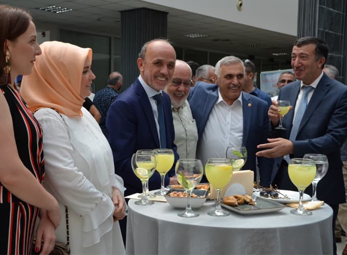 Erenler Belediyesinde Bayram Sevinci