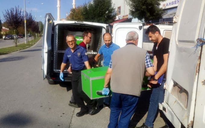 Tartıştığı kadına kurşun yağdırdı, sonra intihar etti