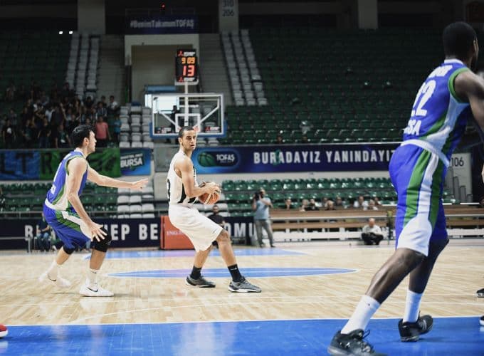 Büyükşehir Basket finalde kaybeti