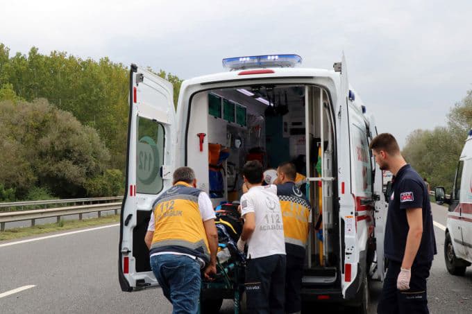 Tem Otoyolu'nda feci kaza: 1 ölü, 3 yaralı