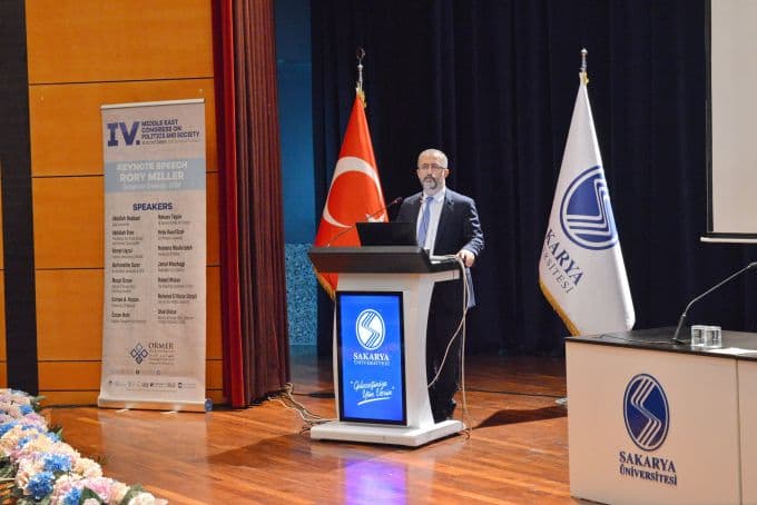 SAÜ'de Ortadoğu Kongresi başladı